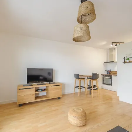 Calme Avec Grande Terrasse, Aytré, Proche Lac, 2 Pers. - Fr-1-258-213 *